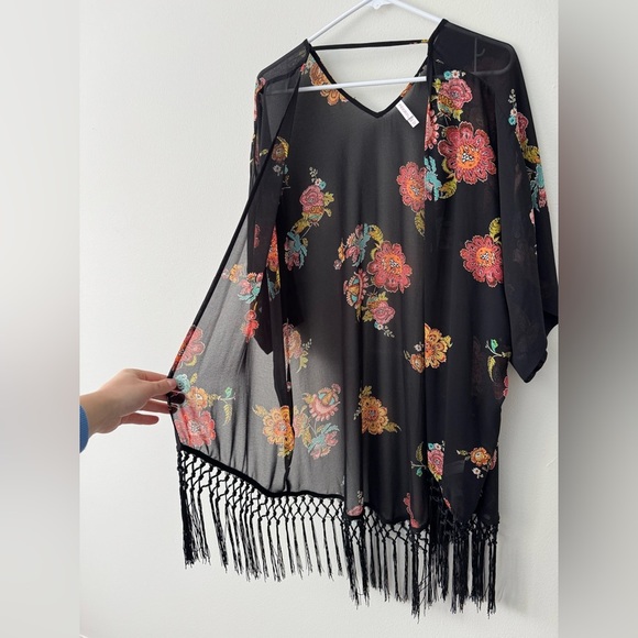 Xhilaration Jackets & Blazers - Xhilaration floral open fringe kimono Size M/L